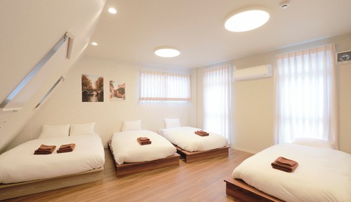 Apartamento, no fumadores (5-person, [2F: Entrance, 3F: Room])