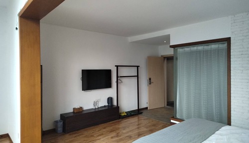 Habitación Confort doble, 1 cama de matrimonio grande, vistas a la colina