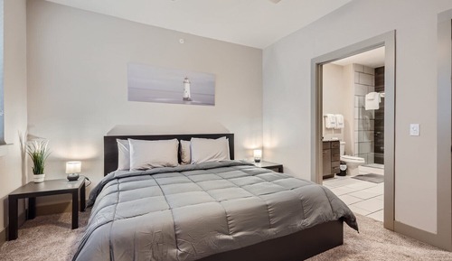 Apartamento de lujo, 2 habitaciones, cocina, vistas al jardín