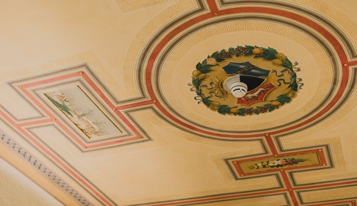 Royal Prestige Suite