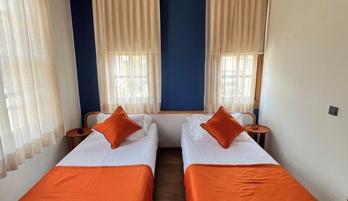 Habitación económica con 1 cama doble o 2 individuales