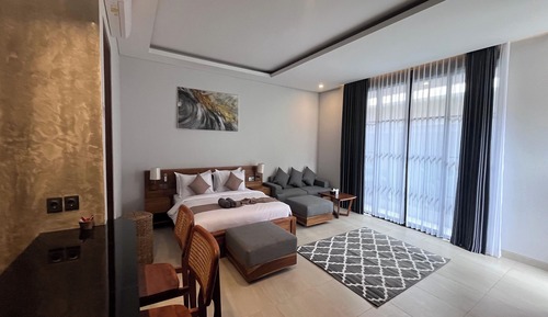 Suite Premium Pool Access