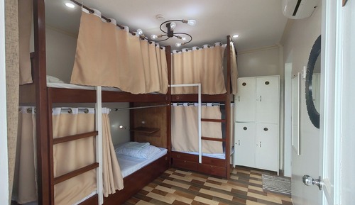 Dormitorio compartido superior