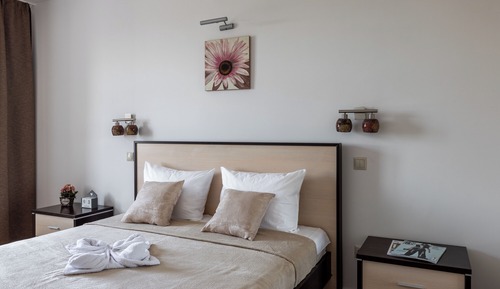 Comfort Apartment, City View