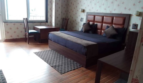 Habitación de lujo, balcón, vistas al jardín