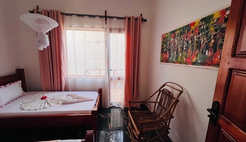 Suite familiar, balcón, vistas al jardín