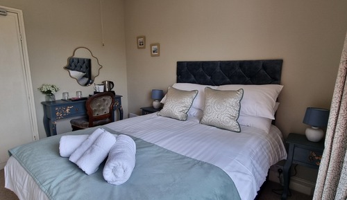 Habitación doble, baño privado