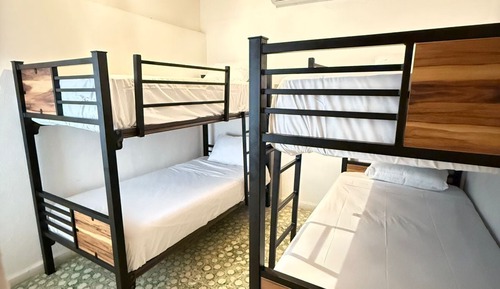 Dormitorio compartido estándar