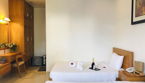 Superior Double or Twin Room, Pool View
