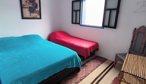 Habitación triple básica, vistas a la ciudad
