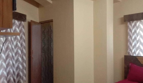 Habitación estándar con 1 cama doble o 2 individuales