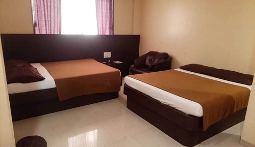 Habitación clásica con 1 cama doble o 2 individuales