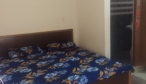 Habitación Confort con 1 cama doble o 2 individuales