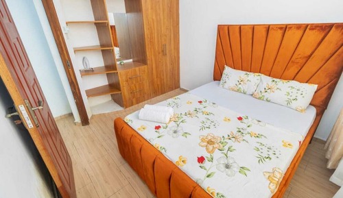 Apartamento clásico, vistas a la ciudad
