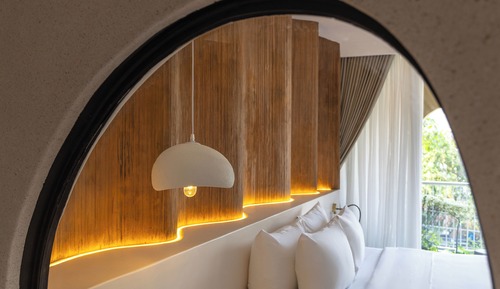 SUITE GARDEN BALCONY BATHTUB - Vip Offer 30 min Herbal Foot Bath & Airport Drop Off