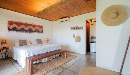 Habitación clásica doble, vistas parciales al mar