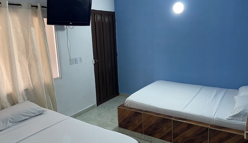 Habitación cuádruple básica