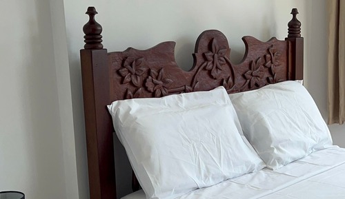Habitación doble, 1 cama de matrimonio, baño privado