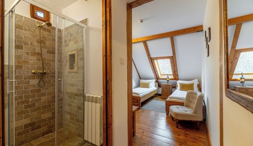 Habitación estándar con 2 camas individuales, vistas a la ciudad