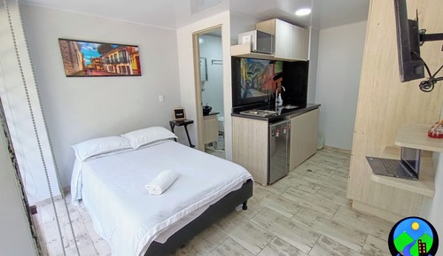 Estudio Deluxe, balcón, vistas a la ciudad (Private front Balcony)