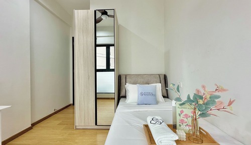 Apartamento Confort, 3 habitaciones, balcón, vistas al mar