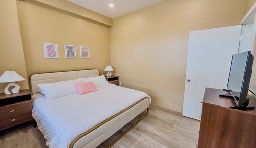 Apartamento, patio, vistas a la ciudad