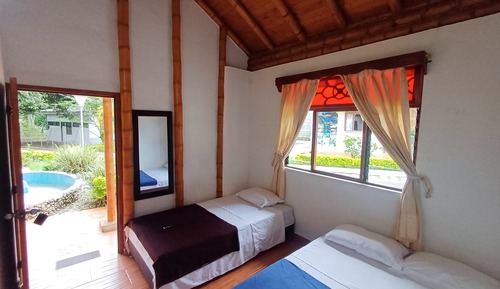 Habitación triple económica