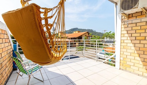 Habitación doble superior, balcón, vistas a la playa