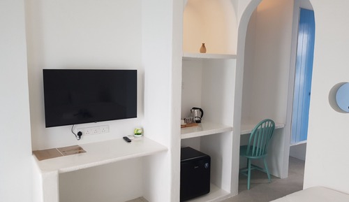 Habitación triple Deluxe, acceso a la piscina