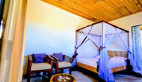 Comfort Apartment, 2 Bedrooms, Sea View, Garden Area