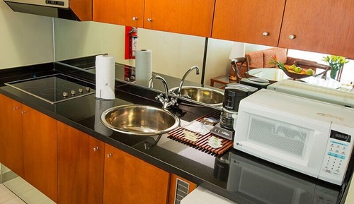 Habitación junior con 1 cama doble o 2 individuales, vistas a la ciudad