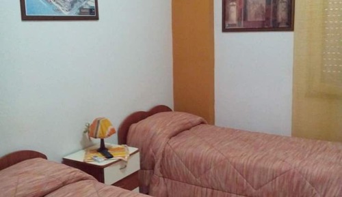 Habitación clásica con 1 cama doble o 2 individuales, vistas al patio