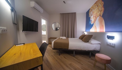 Habitación de diseño doble, 1 cama de matrimonio, no fumadores, vistas a la ciudad