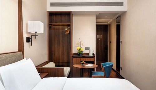 Habitación superior, 1 cama de matrimonio grande, no fumadores, vistas a la ciudad