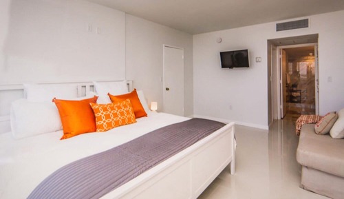 Habitación triple Confort, varias camas, vistas a la ciudad