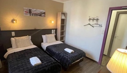 Habitación con 2 camas individuales