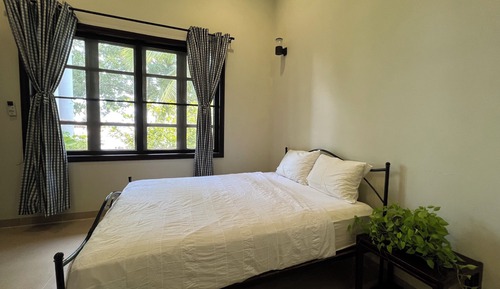 Apartamento, patio, vistas al jardín