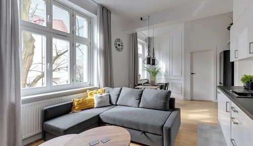 Apartamento clásico, balcón
