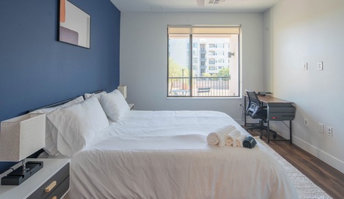 Apartamento ejecutivo, 1 cama de matrimonio con sofá cama, no fumadores, Se admiten mascotas