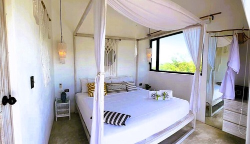 Villa Deluxe
