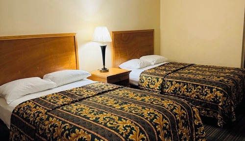 Habitación básica, no fumadores, baño privado