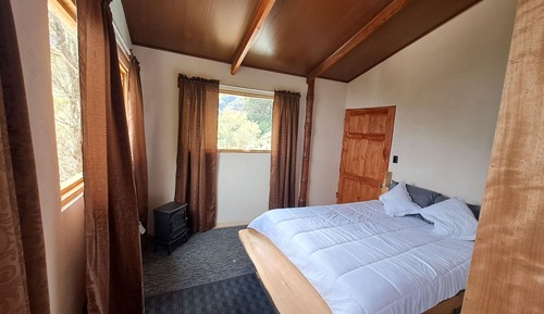 Habitación junior doble, 1 cama de matrimonio, baño privado, vistas al jardín