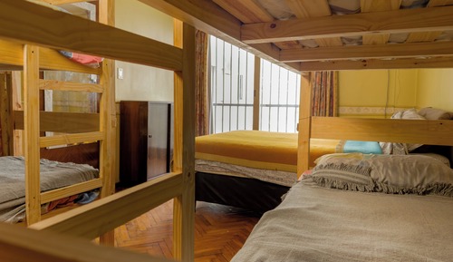Habitación clásica, varias camas, patio, junto a la piscina