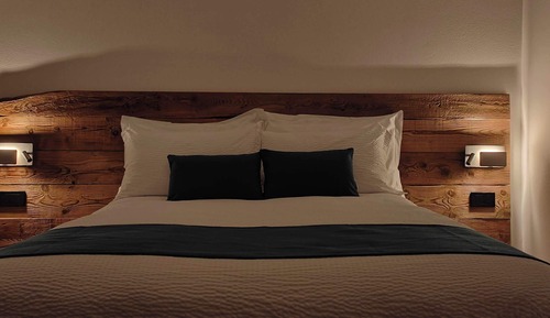 Habitación Confort con 1 cama doble o 2 individuales, balcón