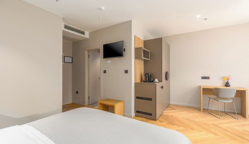 Habitación doble, balcón, vistas al jardín
