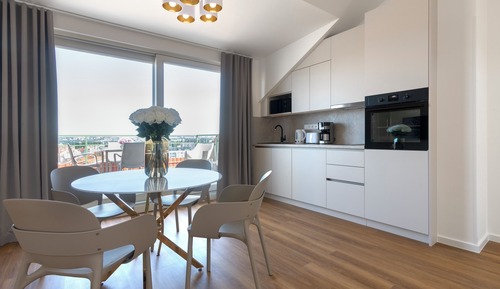 Apartamento de lujo, terraza, vistas a la ciudad