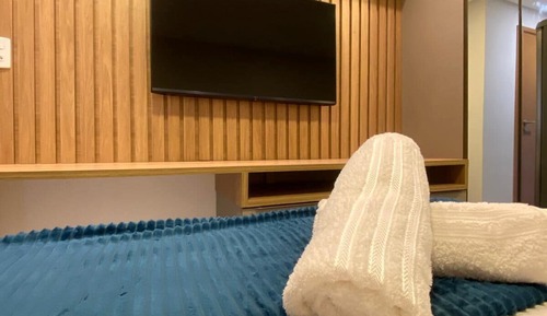 Estudio Deluxe, piscina privada, vistas a la ciudad