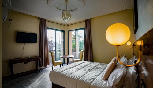Suite Confort, balcón, vistas a la ciudad