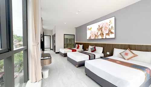Habitación triple Deluxe, balcón, vistas a la ciudad
