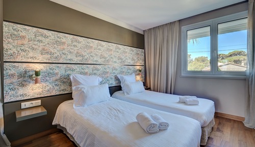 Chambre Twin Côté Allée - 1er étage